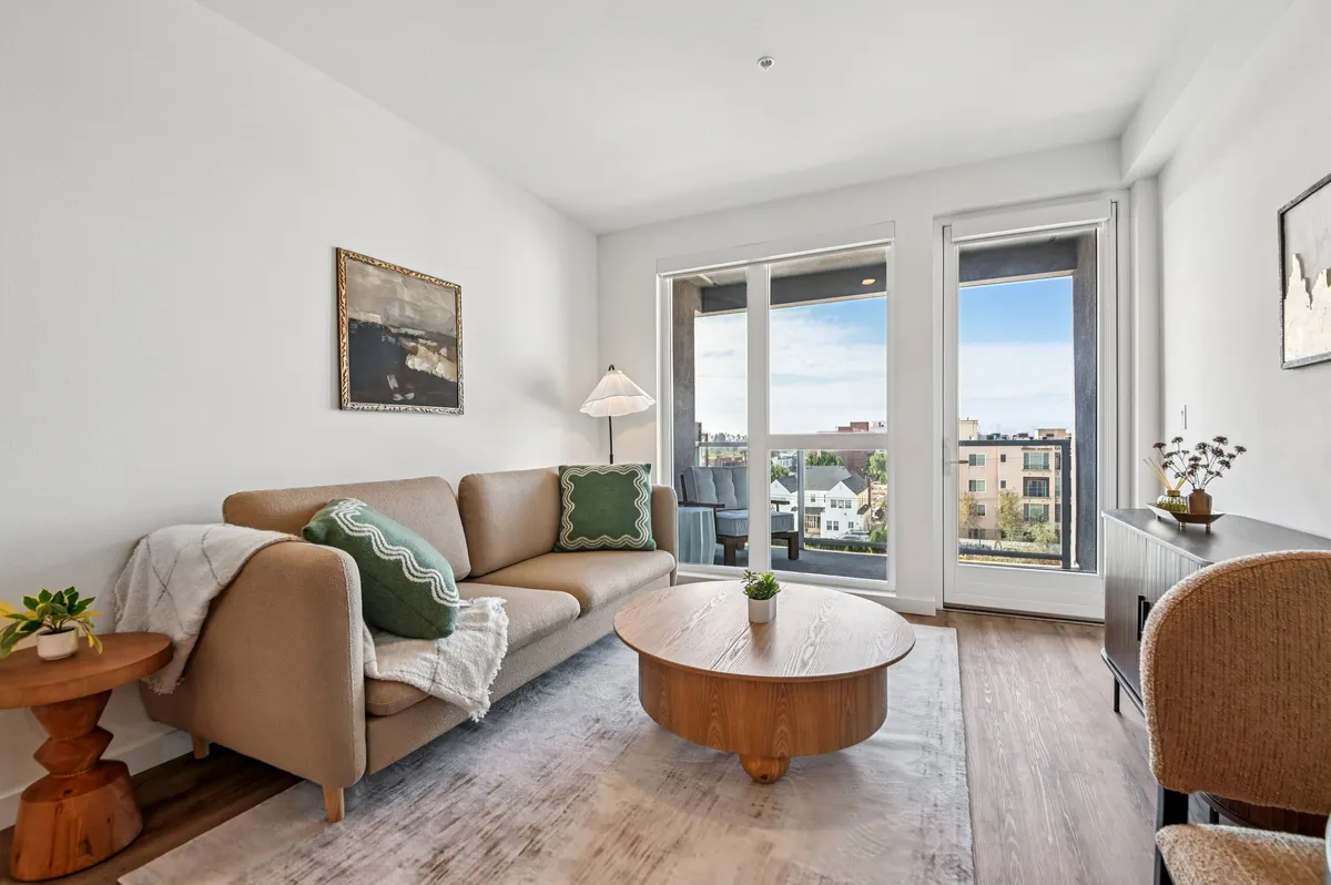 Explore Somi in Koreatown