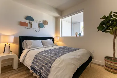 411 S Normandie Ave, Los Angeles, CA 90020