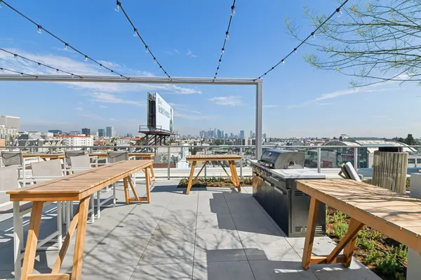 Somi for rent in Koreatown, Los Angeles | Studio Rentals Available