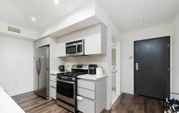 1539 Beloit Ave, Los Angeles, CA 90025 UCLA Off-Campus Housing | 1539 Beloit Ave-w | Studio, 1- to 3-Bedroom Rentals Available