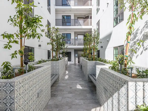 UCLA Off-Campus Housing | Kiowa Stone | Studio, 1- to 3-Bedroom Rentals Available