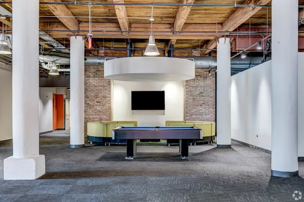 Letterman Chicago in West Loop, Chicago | Studio, 1- to 3-Bedroom Rentals Available