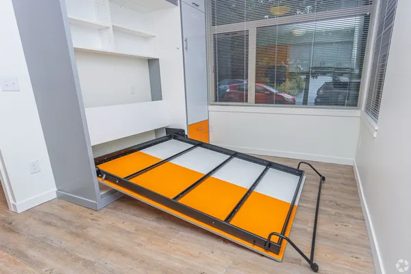 Jupiter Apartments in Downtown Seattle, Seattle | Studio, 1- to 3-Bedroom Rentals Available