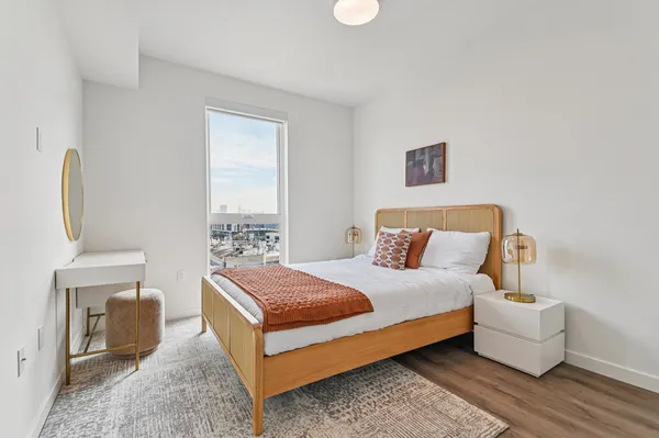 Somi in Koreatown, Los Angeles | Studio, 1- to 3-Bedroom Rentals Available