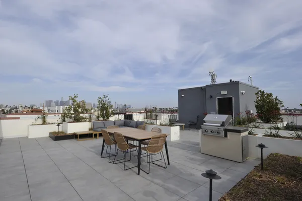 738 Normandie in Koreatown, Los Angeles | Studio, 1- to 3-Bedroom Rentals Available