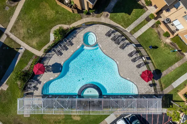 Nottingham Residences for rent in Memorial, Houston | 3-Bedroom Rentals Available