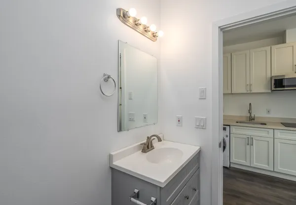 UW Off-Campus Housing | Coda Apartments | Studio, 1- to 3-Bedroom Rentals Available