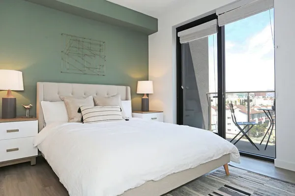 30Sixty in Koreatown, Los Angeles | Studio, 1- to 3-Bedroom Rentals Available