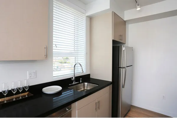 30Sixty in Koreatown, Los Angeles | Studio, 1- to 3-Bedroom Rentals Available