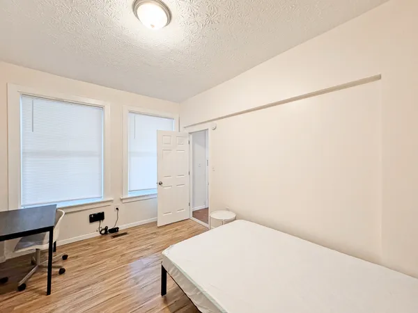 1808 Shady Ave, Pittsburgh, PA 15217 CMU Off-Campus Housing | 1808 Shady Ave | Studio, 1- to 3-Bedroom Rentals Available