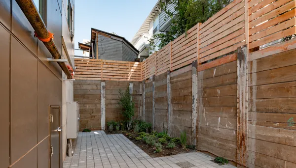 UW Off-Campus Housing | DP Studios | Studio, 1- to 3-Bedroom Rentals Available