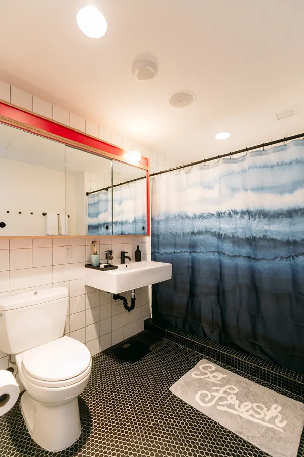 Coliving Spaces at 2221 S Clark St in Crystal City, Arlington | Tripalink