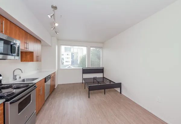 UW Off-Campus Housing | Verve Flats  | Studio, 1- to 3-Bedroom Rentals Available