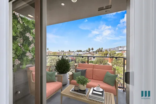 Sunset Rise for rent in Hollywood, Los Angeles | 2-Bedroom Rentals Available