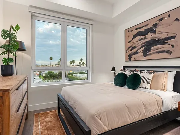 Silhouette Apartments  for rent in DTLA, Los Angeles | 2-Bedroom Rentals Available
