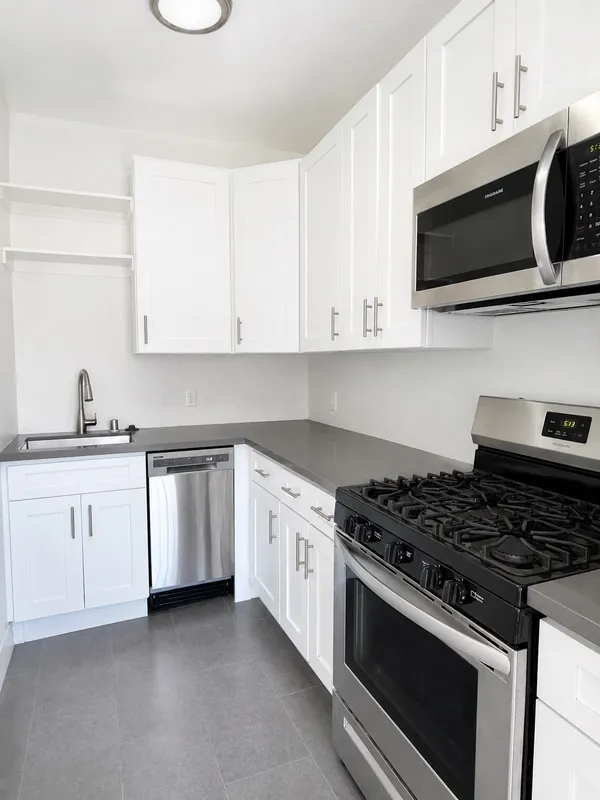 2343 Scarff St for Rent near USC | Off-Campus Apartments