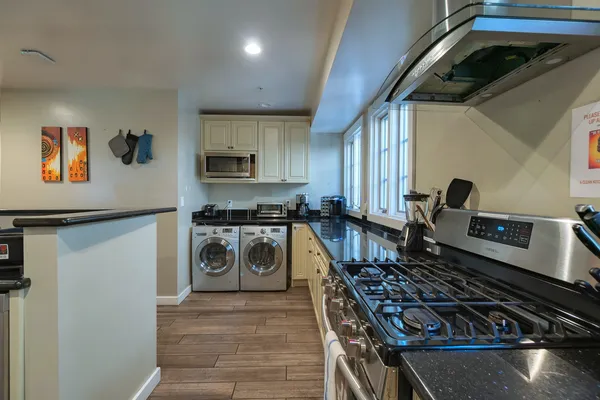1770 La Loma in South Berkeley, Berkeley | Studio, 1- to 3-Bedroom Rentals Available