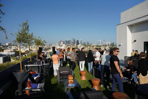 905 S Vermont Ave, Los Angeles, CA 90006 Apartment at Kanvas for Rent in Koreatown, Los Angeles | Tripalink