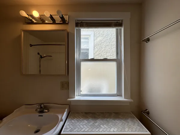 CMU Off-Campus Housing | 5709 Melvin St | Studio, 1- to 3-Bedroom Rentals Available