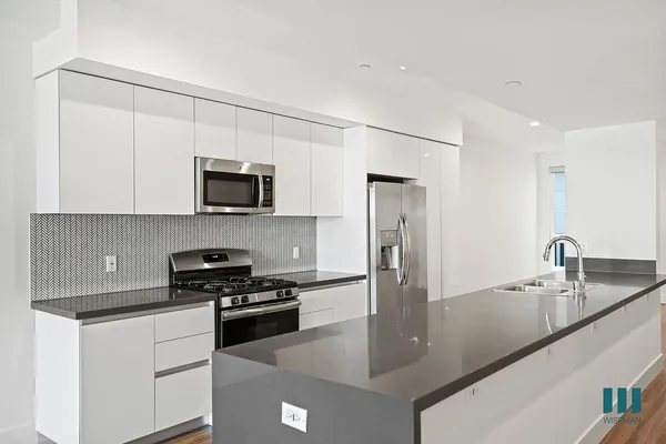 UCLA Off-Campus Housing | Kiowa Stone | Studio, 1- to 3-Bedroom Rentals Available