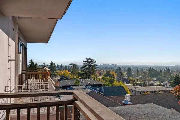 12 Panoramic for rent in South Berkeley, Berkeley | 3-Bedroom Rentals Available