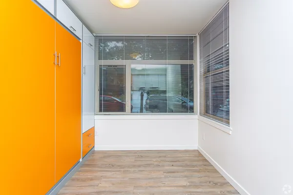 Jupiter Apartments in Downtown Seattle, Seattle | Studio, 1- to 3-Bedroom Rentals Available
