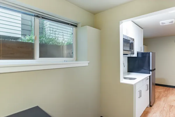 UW Off-Campus Housing | Alta Studios | Studio, 1- to 3-Bedroom Rentals Available