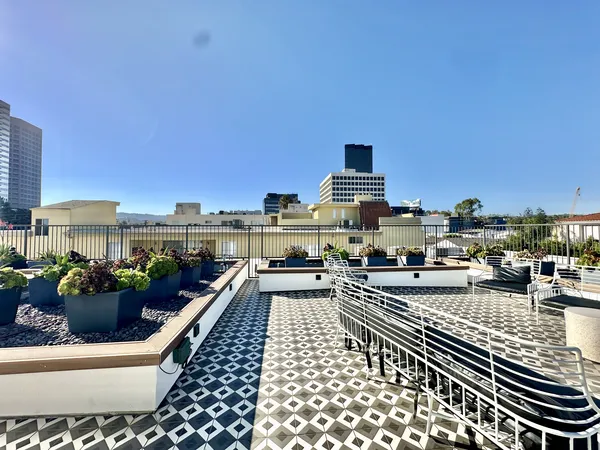 UCLA Off-Campus Housing | 1265 Barry Ave | Studio, 1- to 3-Bedroom Rentals Available