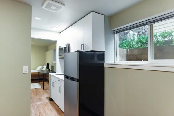 UW Off-Campus Housing | Alta Studios | Studio, 1- to 3-Bedroom Rentals Available
