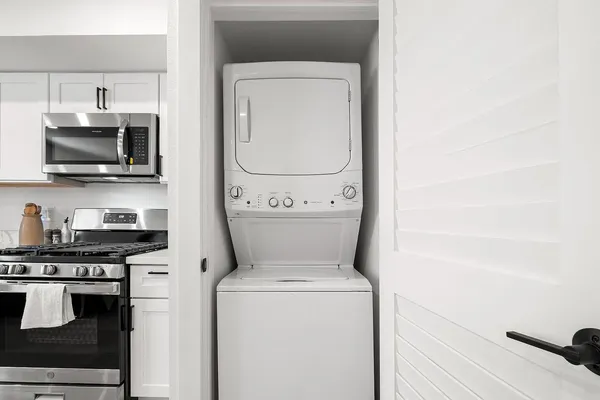 2124 Parker  in South Berkeley, Berkeley | Studio, 1- to 3-Bedroom Rentals Available