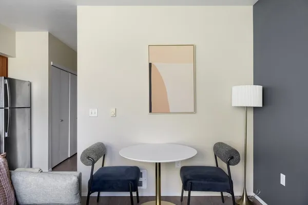 UW Off-Campus Housing | Verve Flats  | Studio, 1- to 3-Bedroom Rentals Available