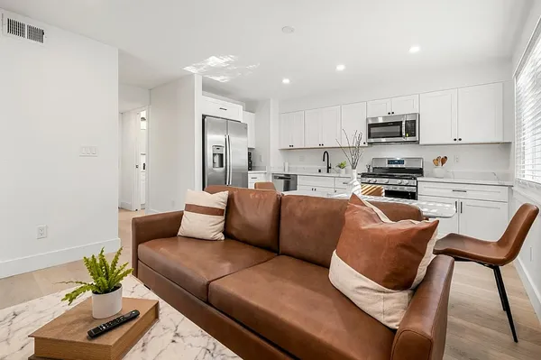 2430 Prospect  in South Berkeley, Berkeley | Studio, 1- to 3-Bedroom Rentals Available