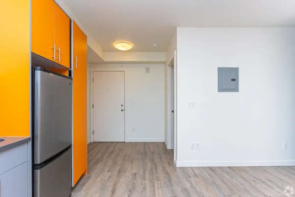 Jupiter Apartments in Downtown Seattle, Seattle | Studio, 1- to 3-Bedroom Rentals Available
