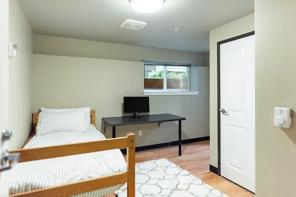 UW Off-Campus Housing | Alta Studios | Studio, 1- to 3-Bedroom Rentals Available