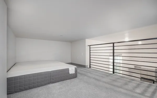 UW Off-Campus Housing | Thirty-One Apartments | Studio, 1- to 3-Bedroom Rentals Available