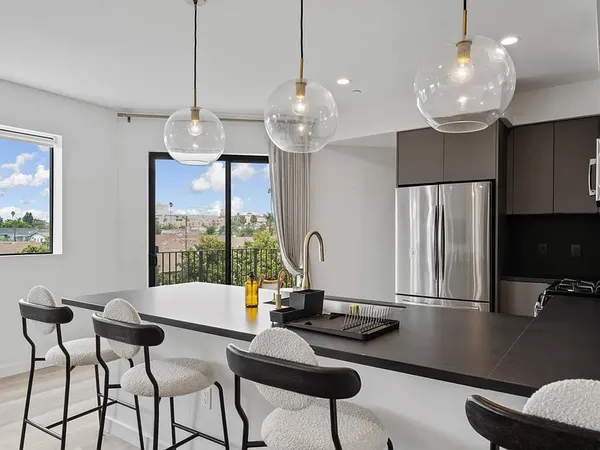 Wilton by Category for rent in Koreatown, Los Angeles | 1-Bedroom Rentals Available