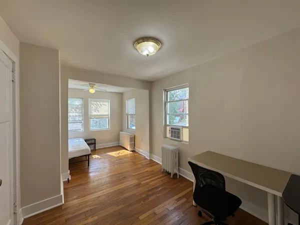 CMU Off-Campus Housing | 5709 Melvin St | Studio, 1- to 3-Bedroom Rentals Available