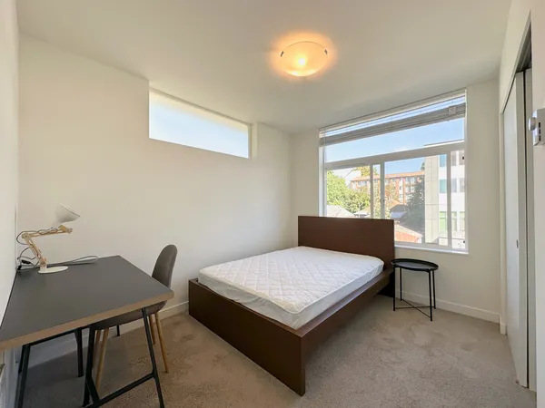 5634A Brooklyn Ave NE, Seattle, WA 98105 UW Off-Campus Housing | The Grey House | Studio, 1- to 3-Bedroom Rentals Available