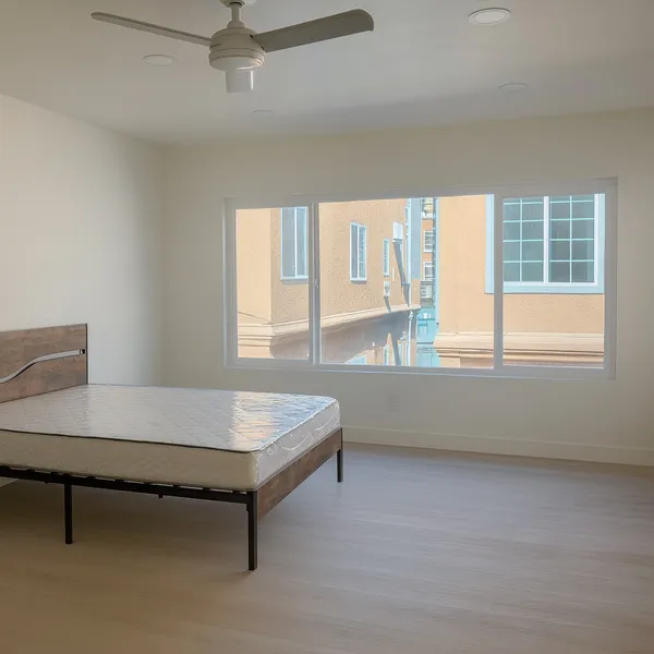 1189 West 36th Place for Rent near USC | Off-Campus Housing