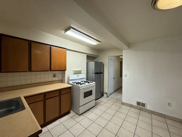 505 Cato St for Rent near CMU | Off-Campus Housing