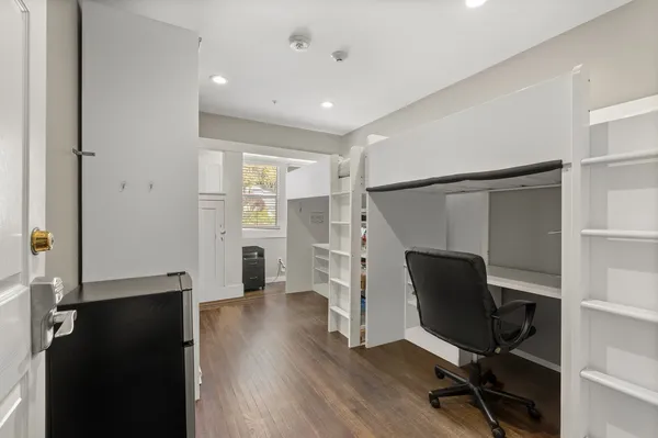 1770 La Loma in South Berkeley, Berkeley | Studio, 1- to 3-Bedroom Rentals Available