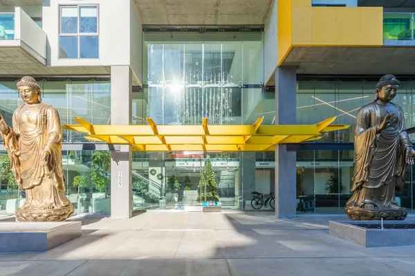 TENTEN Downtown in DTLA, Los Angeles | Studio, 1- to 3-Bedroom Rentals Available
