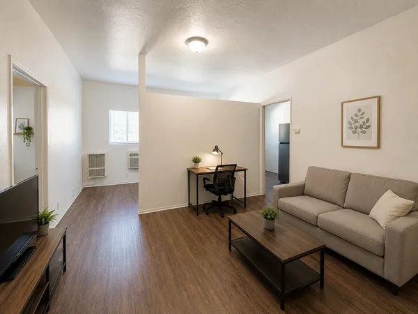1256 W 29th St, Los Angeles, CA 90007 USC Off-Campus Housing | 1256 W 29th St | Studio, 1- to 3-Bedroom Rentals Available