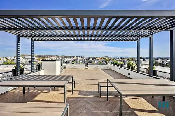 Motor Midway in Palms, Los Angeles | Studio, 1- to 3-Bedroom Rentals Available