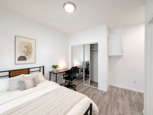 1201 W 36th Pl, Los Angeles, CA 90007 USC Off-Campus Housing | 1201 W 36th Pl | Studio, 1- to 3-Bedroom Rentals Available