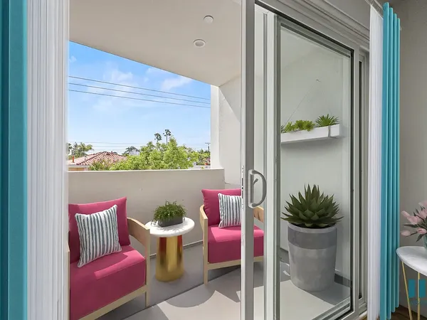 UCLA Off-Campus Housing | Louisiana Glen | Studio, 1- to 3-Bedroom Rentals Available