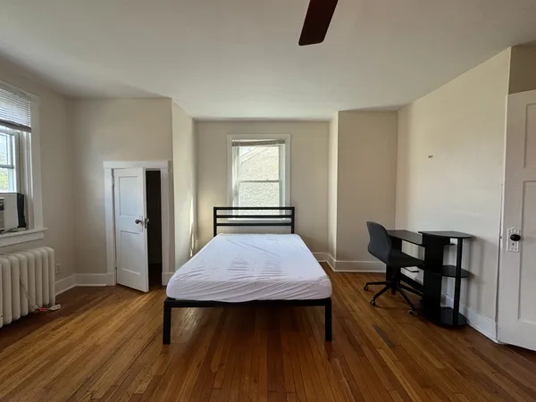 CMU Off-Campus Housing | 5709 Melvin St | Studio, 1- to 3-Bedroom Rentals Available