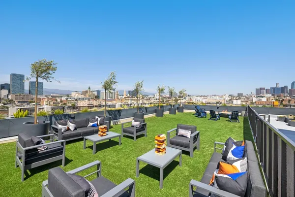 905 S Vermont Ave, Los Angeles, CA 90006 Apartment at Kanvas for Rent in Koreatown, Los Angeles | Tripalink