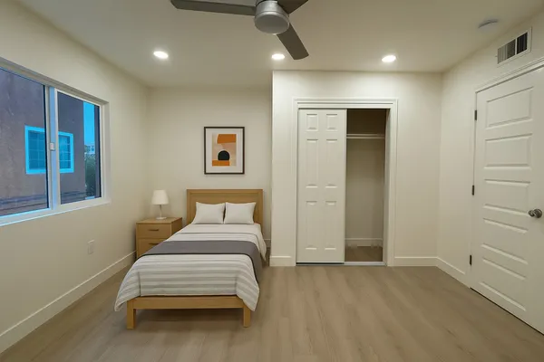 1189 West 36th Place for Rent near USC | Off-Campus Housing