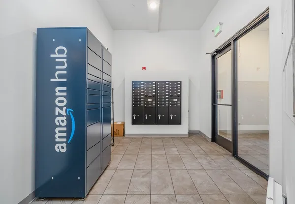 UW Off-Campus Housing | Thirty-One Apartments | Studio, 1- to 3-Bedroom Rentals Available